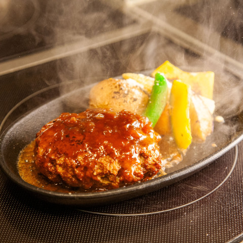 ”牛100％ハンバーグ